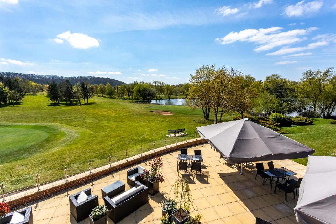 The Vale Golf & Country Club Villa Bishampton Buitenkant foto