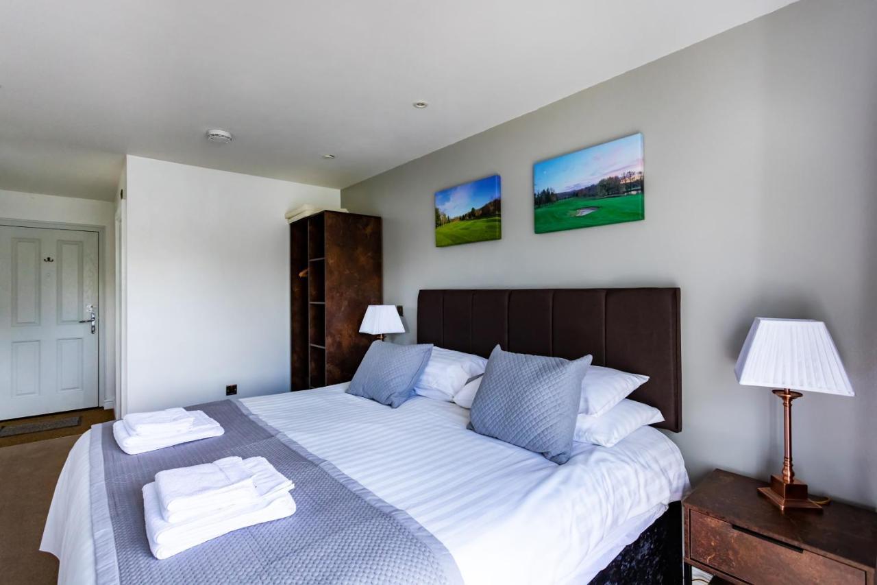 The Vale Golf & Country Club Villa Bishampton Buitenkant foto